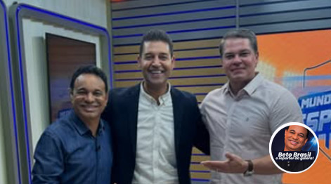 Beto Brasil nos bastidores da Record News com Walace Graça